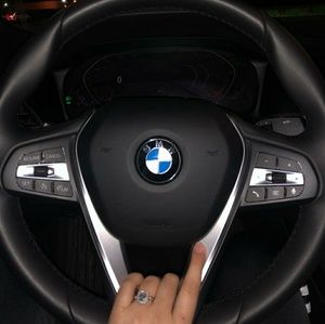 Meet your Posher, Fallon